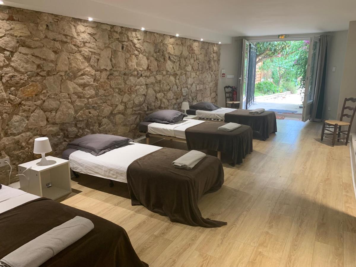VILLA PRESENCE - Chambres d'hôtes - Activités bien-être Tolone Esterno foto
